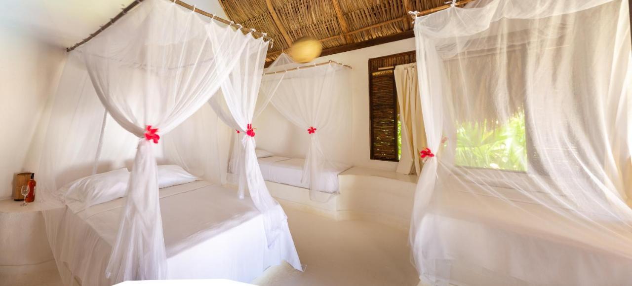Hotel Casalina Palomino Luaran gambar