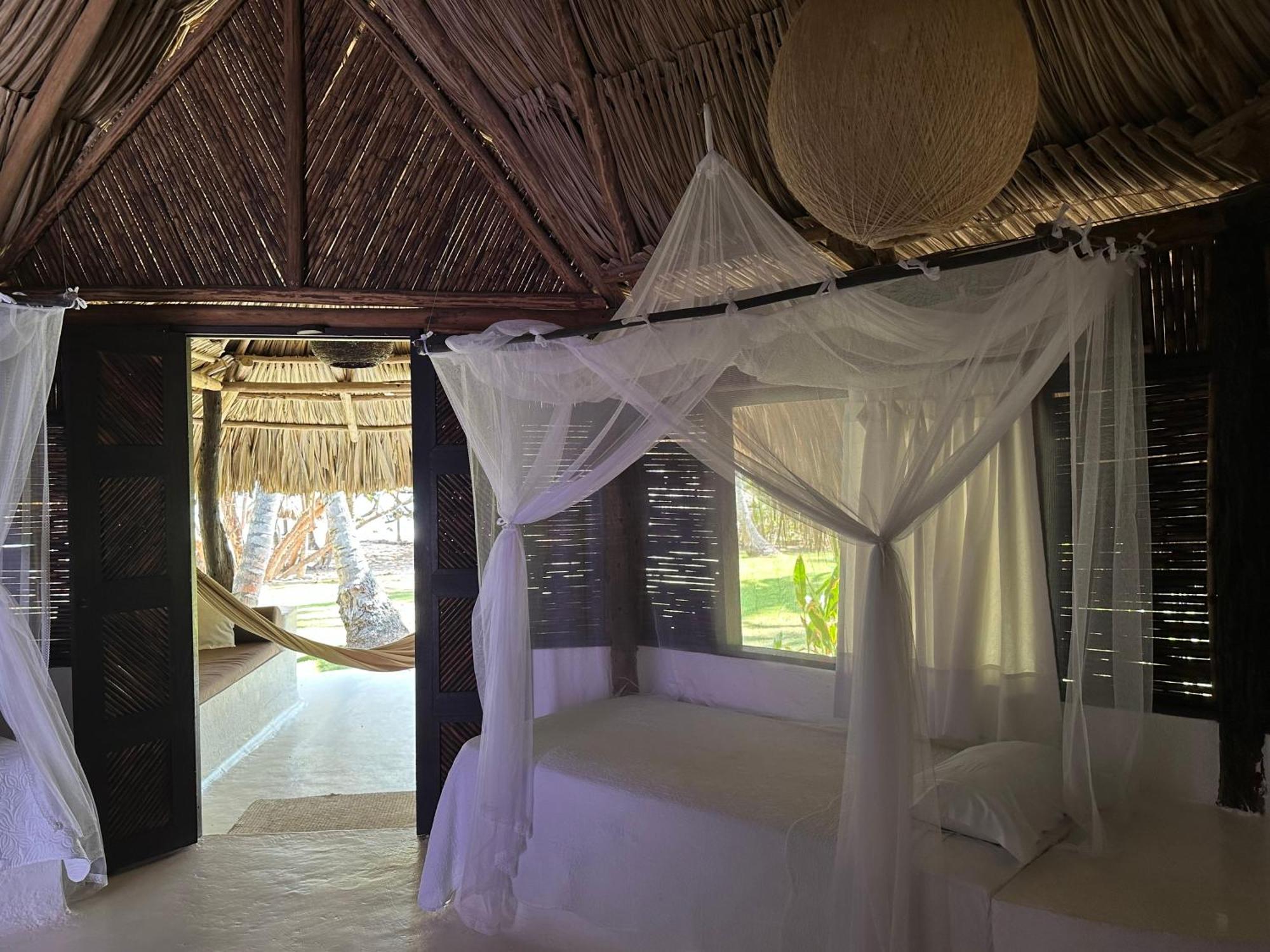 Hotel Casalina Palomino Luaran gambar